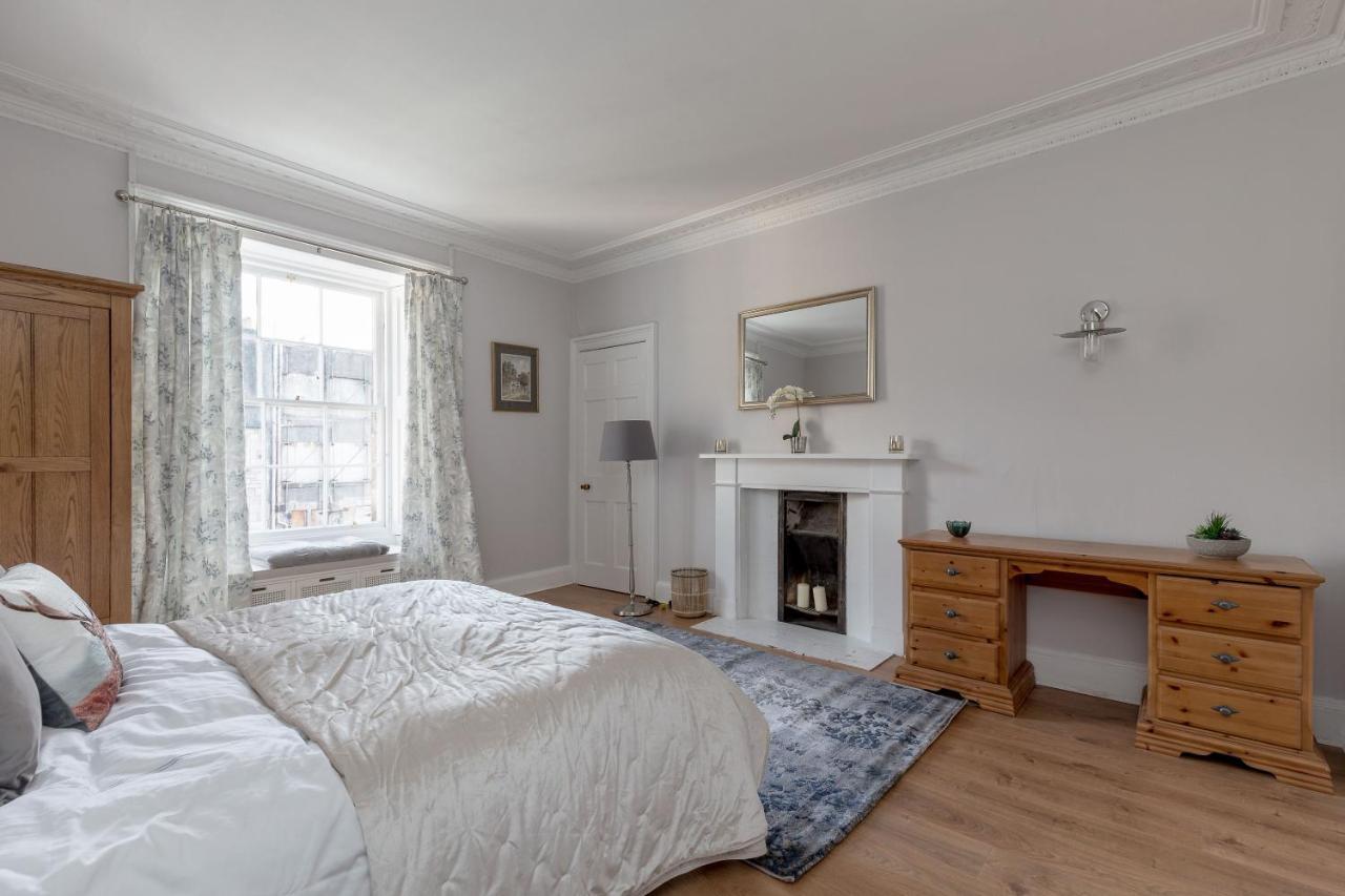 Joivy Glamorous Flat Near City Centre Apartment Единбург Екстериор снимка